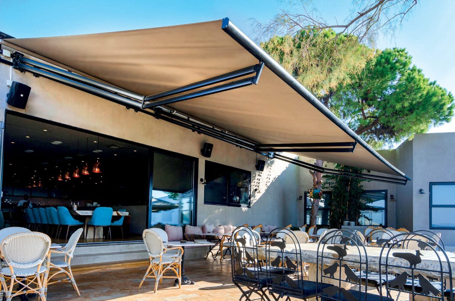 Τέντες με Βραχίονες