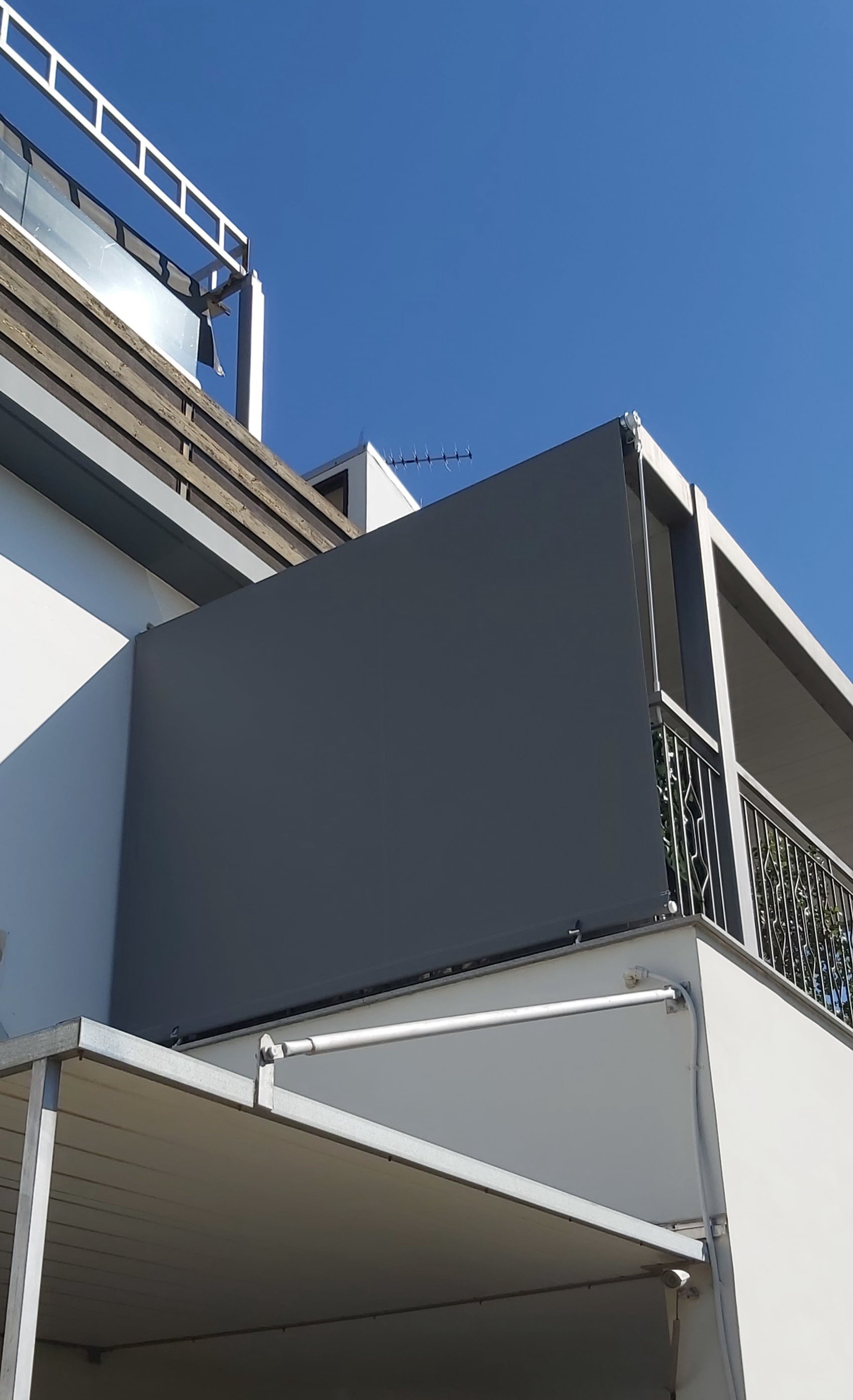 Κάθετες Τέντες – Ριντό